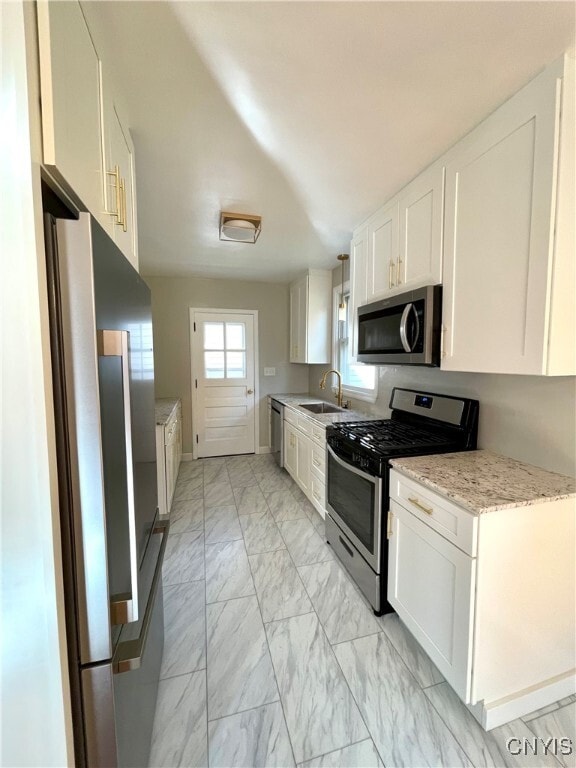 Building Photo - 5 Joy St