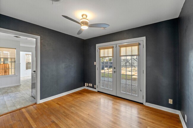 Building Photo - 1000 Arcadia Ave