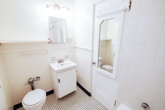 1 Bedroom - The Granada