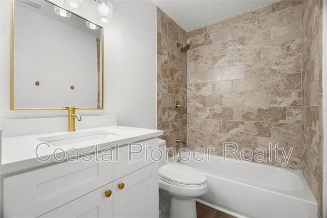 Building Photo - 6710 S Cortez Ave