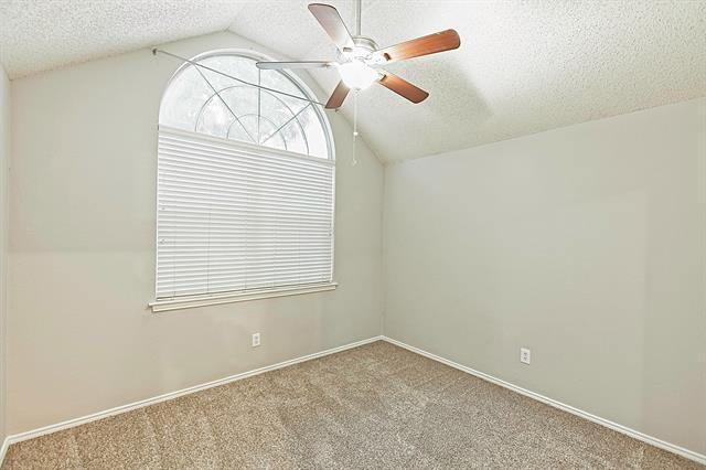 Building Photo - 1321 Overlook Dr