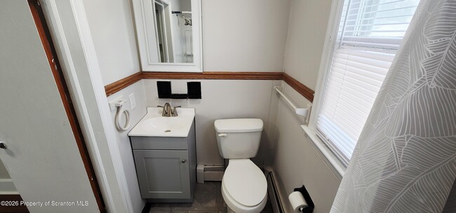 Building Photo - 529-531 Morgan St