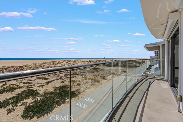 Building Photo - 816 W Oceanfront