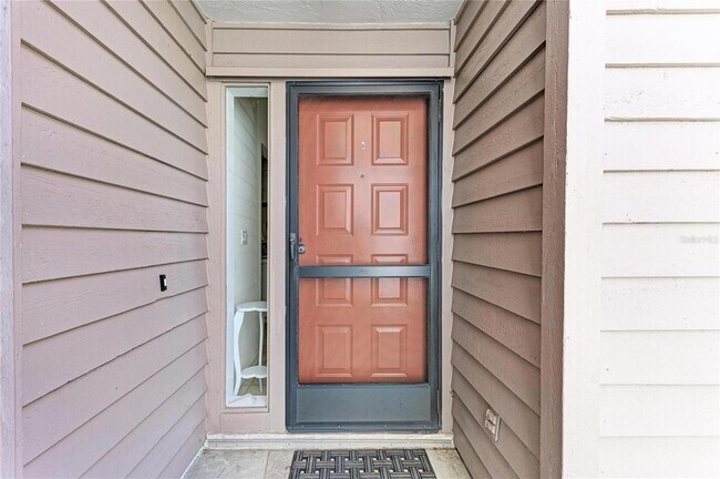 Building Photo - 3946 Wilshire Cir E