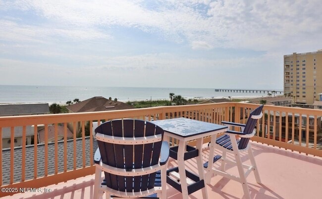 Primary Photo - 1111 1st St N