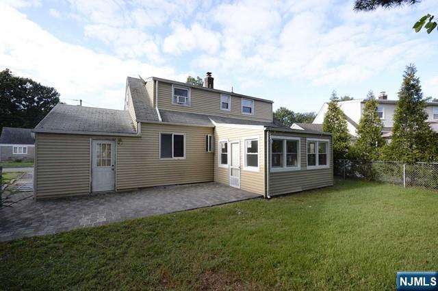 Building Photo - 38-49-49 Vanore Dr