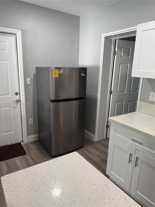 Building Photo - 291 NE 112th St