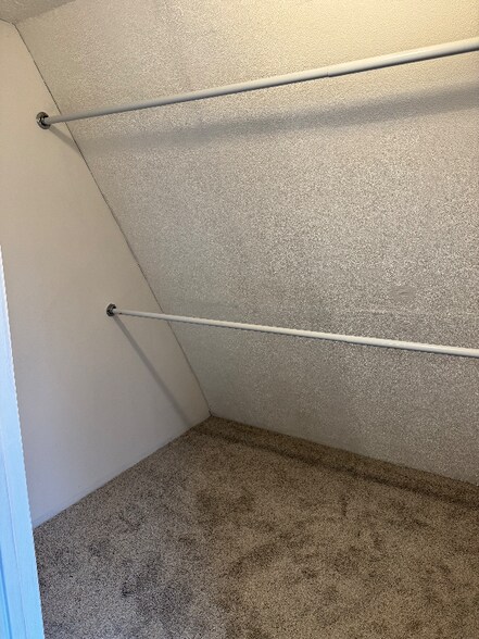 Building Photo - 160 Concord Stage Rd