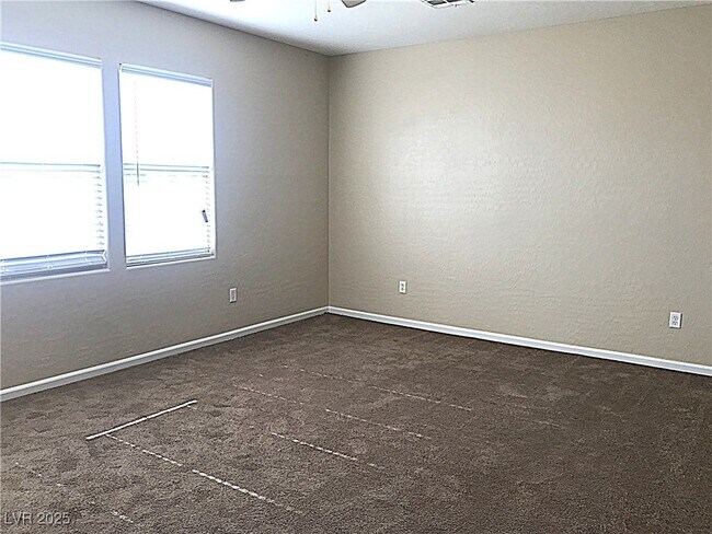 Building Photo - 183 Rolling Fields Ct