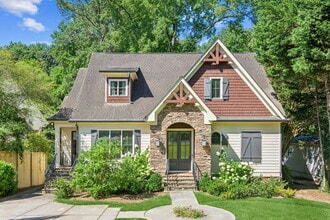 Building Photo - 1093 Country Ln NE