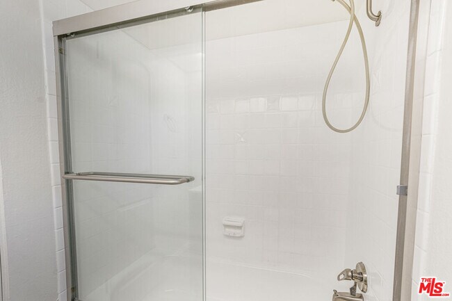 Building Photo - 416 Bolero Way