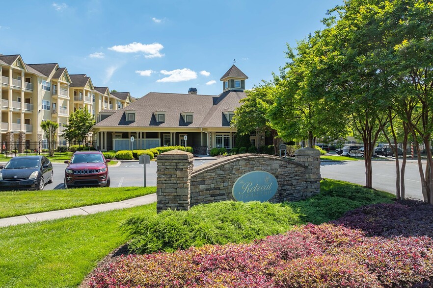 Building Photo - The Retreat at Spring Creek