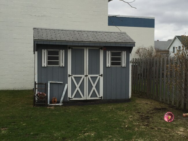 Building Photo - 81 Wadsworth St