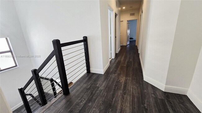 Building Photo - 10032 NW 87th Terrace