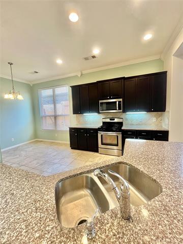 Building Photo - 9320 Liberty Crossing Dr