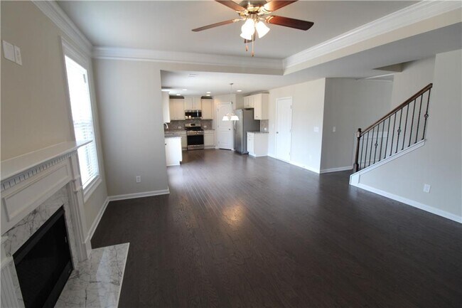 Building Photo - 5729 Shore Isle Ct