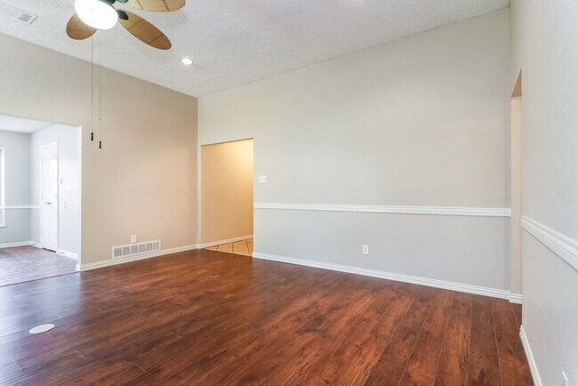 Building Photo - 6410 Running Creek Dr