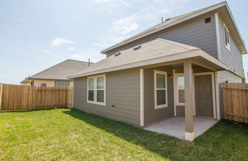 Building Photo - 24521 Amaldi Ct