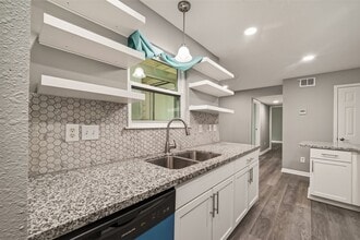 Building Photo - 7600 Emmett F Lowry Expy