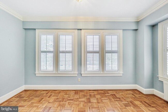 Building Photo - 3900 Cathedral Ave NW