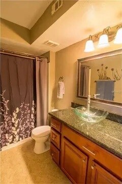 Building Photo - 4560 Commander Dr