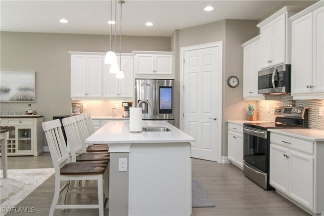 Building Photo - 14849 Windward Ln