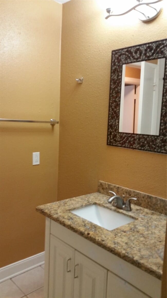 Building Photo - 10927 Wilkenburg Dr