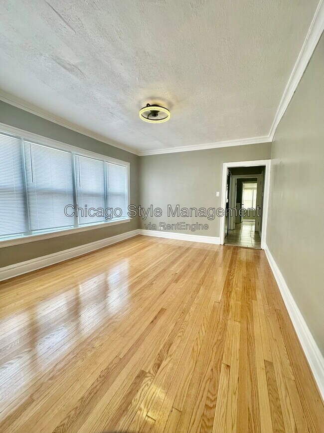 Building Photo - 7721 S Hermitage Ave