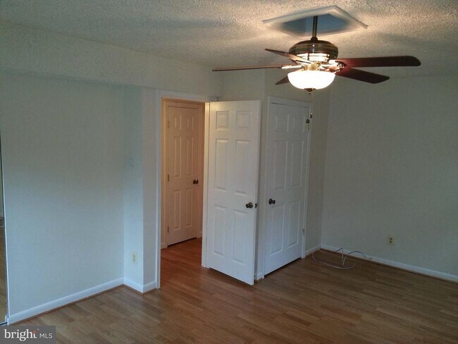 Building Photo - 326 Garner Ave