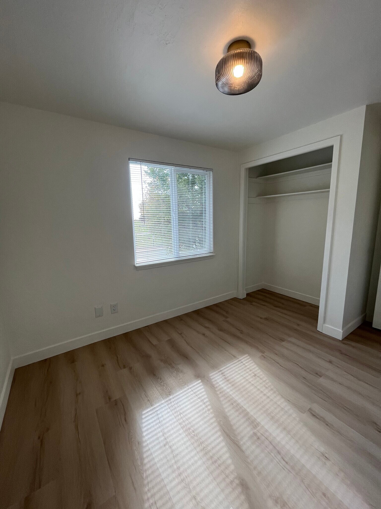 Small Bedroom - 723 E 600 S