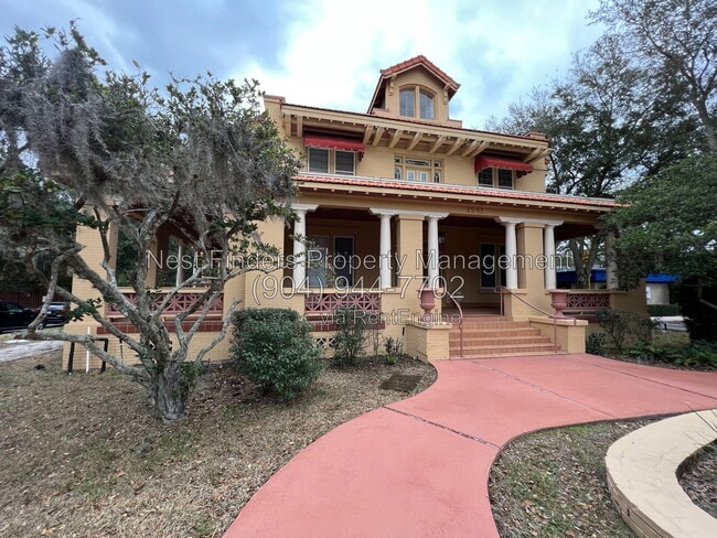 Building Photo - 1541 Riverside Ave