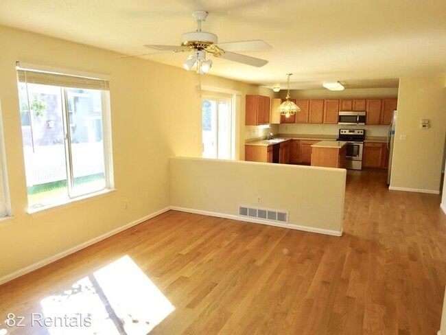 Building Photo - Beautiful Arvada 3 Bedroom, 3 bath 2-Story...