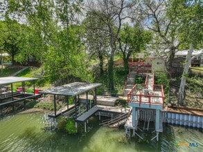 Building Photo - 1015 Reiley Rd