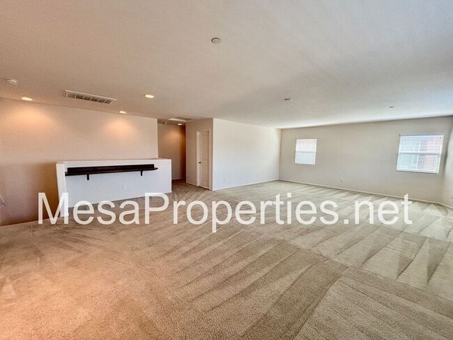 Building Photo - 6966 Madison Ln