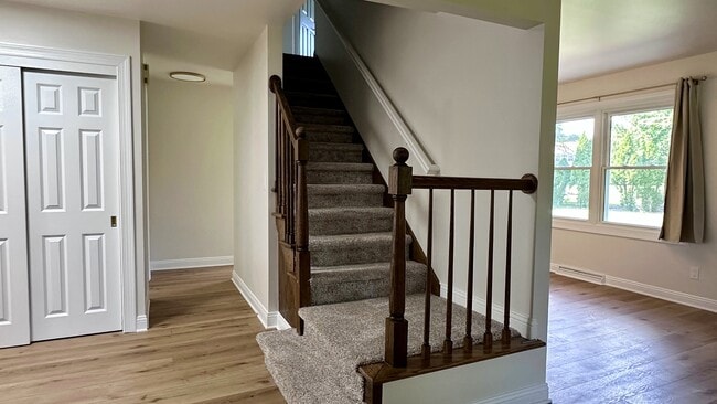 Building Photo - 17670 Green Isle Ct