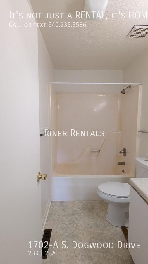 Building Photo - 1702-A S Dogwood Dr