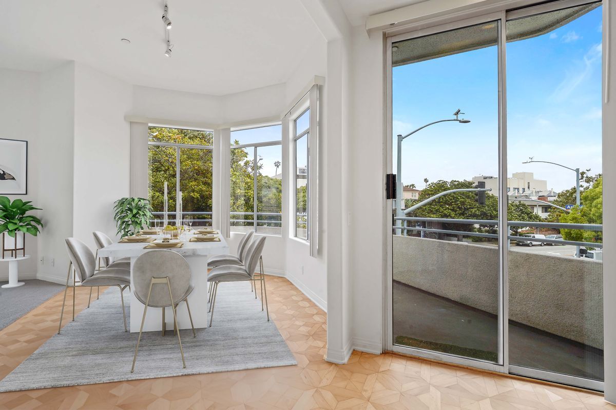 Building Photo - 1325 Arizona Ave