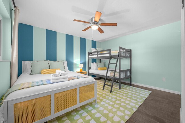 Building Photo - 1319 Saddle Ct