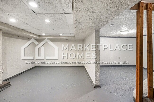 Building Photo - 14653 Ego Ave