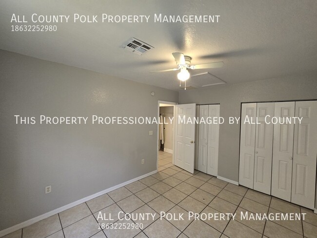 Building Photo - Fantastic 3 Bedroom Duplex - Lawn Care Inc...