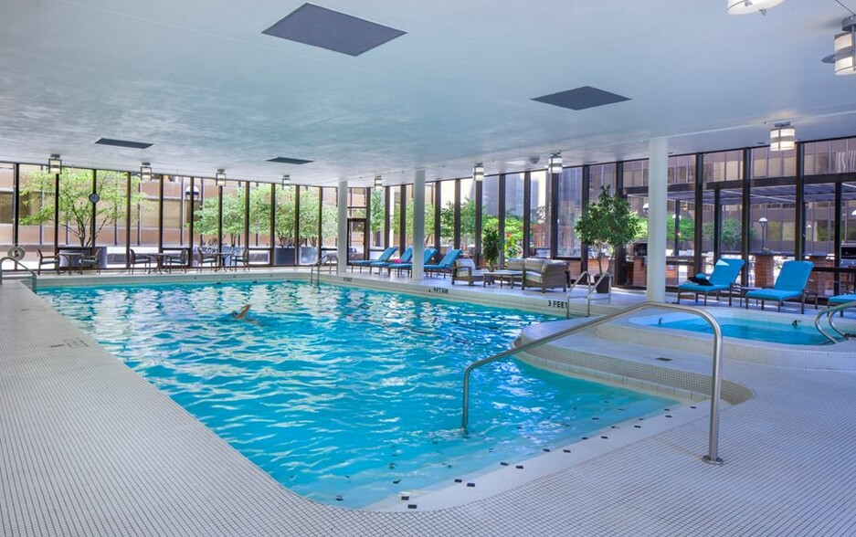 Building Photo - 343 E Ontario St