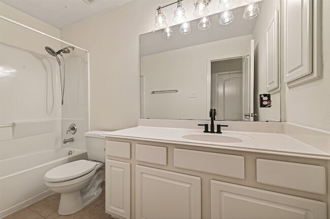 Building Photo - 9202 Sorrell Hollow Ln