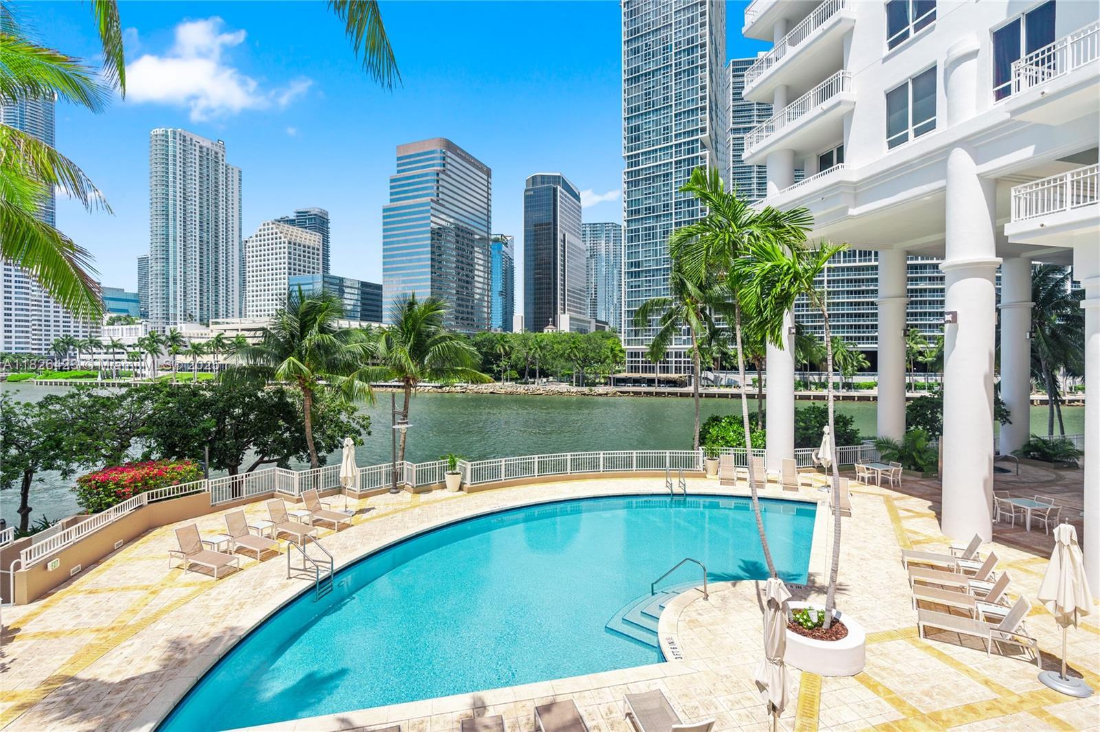 Building Photo - 701 Brickell Key Blvd