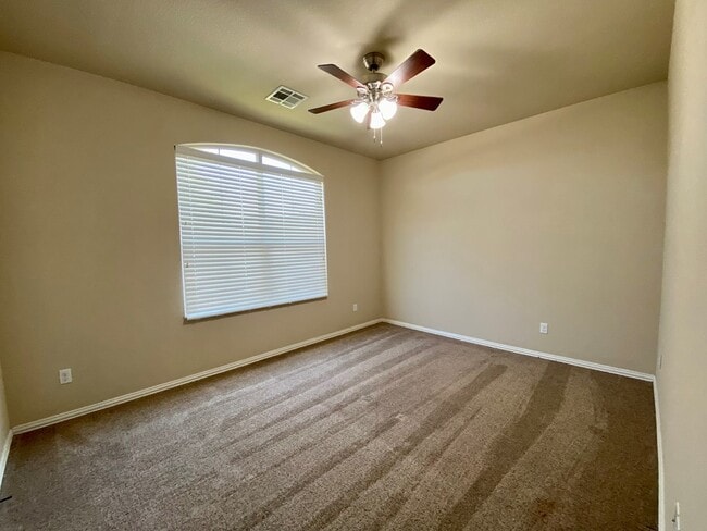 Building Photo - 7021 Spade Ranch Rd