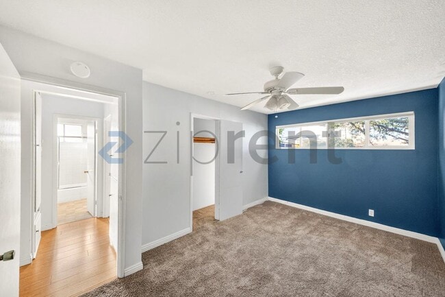 Building Photo - 705 S Pacific Coast Hwy