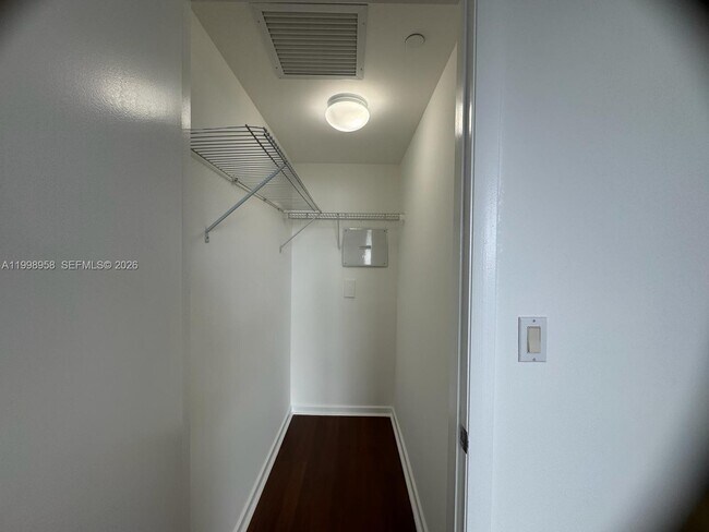 Building Photo - 50 Biscayne Blvd