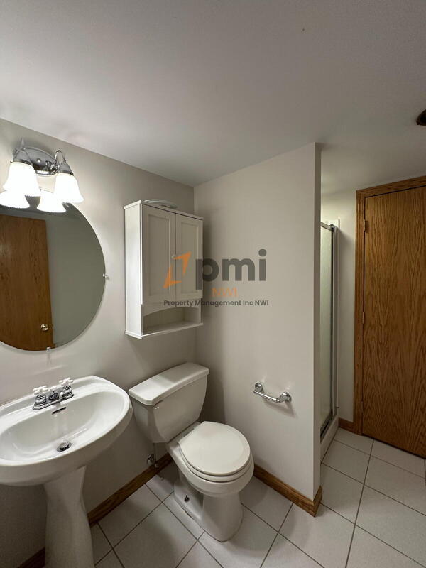 Building Photo - 384 Kingsmill Dr