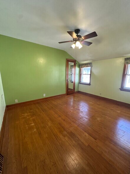 Building Photo - 3208 N 48th St