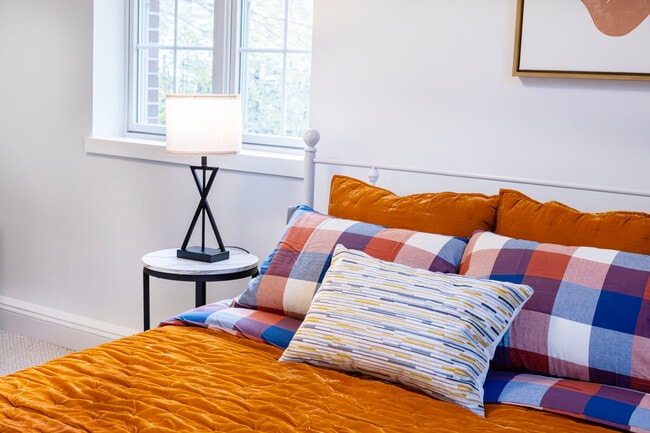 Building Photo - 1505 Commonwealth Ave