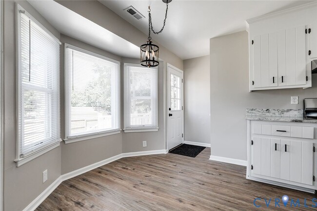 Building Photo - 3524 E Chagford Terrace